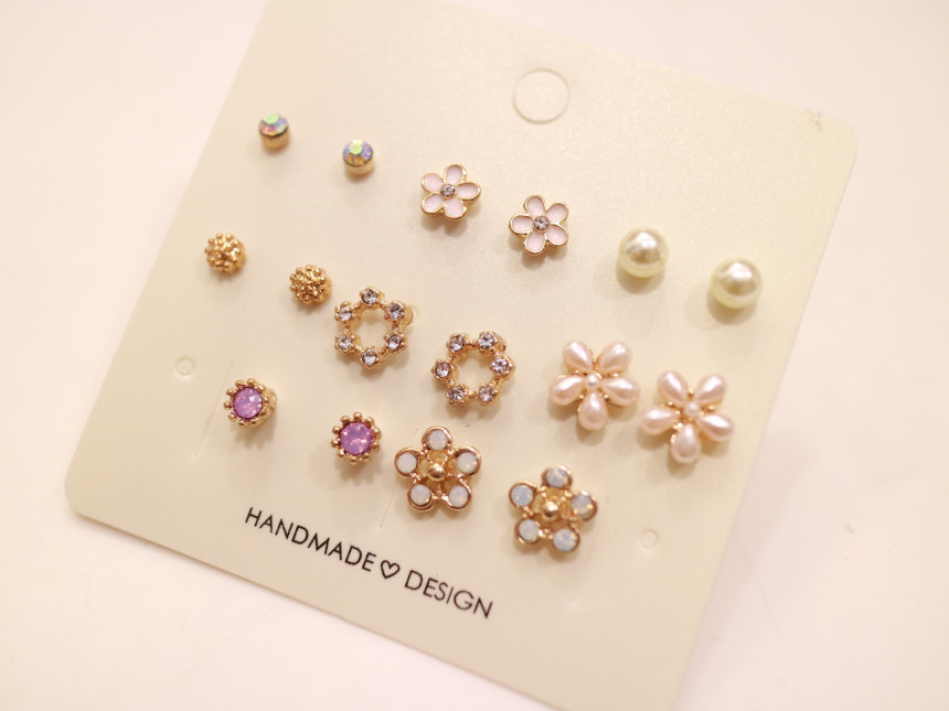 <b><p>16set pink Flower Cubic Pearl rg small fr</p></b><b><p>16セット ピンク 花 キュービック 真珠 イヤリング 小さな フラワー ギフト</p></b><br /><br /><p align='center'>