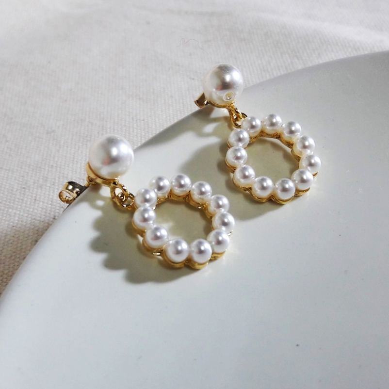 <b><p>Pearl Drop ring Date look Paisley Nice to</p></b><b><p>真珠 ドロップ イヤリング デートルック パチルク おしゃれ良い エッジのある 一つだけで説得力の</p></b><br /><br /><p align='center'>