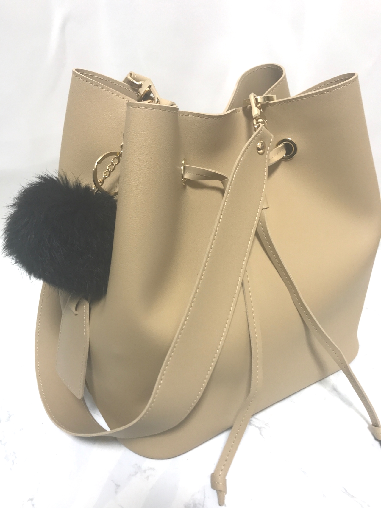 <b><p>5color maid of Absption Bucket Bag 가격대비짱</p></b><b><p>ボクジョリバケットバック5colorメイドドッキングコストちゃんデイリーバッグポーチ</p></b><br /><br /><p align='center'>