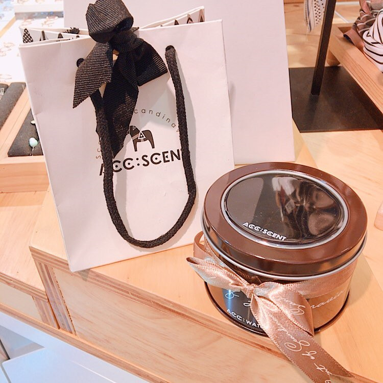 <b><p>ACCENT Monolith couple Mesh watch AAW04MSCMQ22-SI</p></b><b><p>アクセント モノリス カップル メッシュウォッチ AAW04MSCMQ22-SI</p></b><br /><br /><p align='center'>