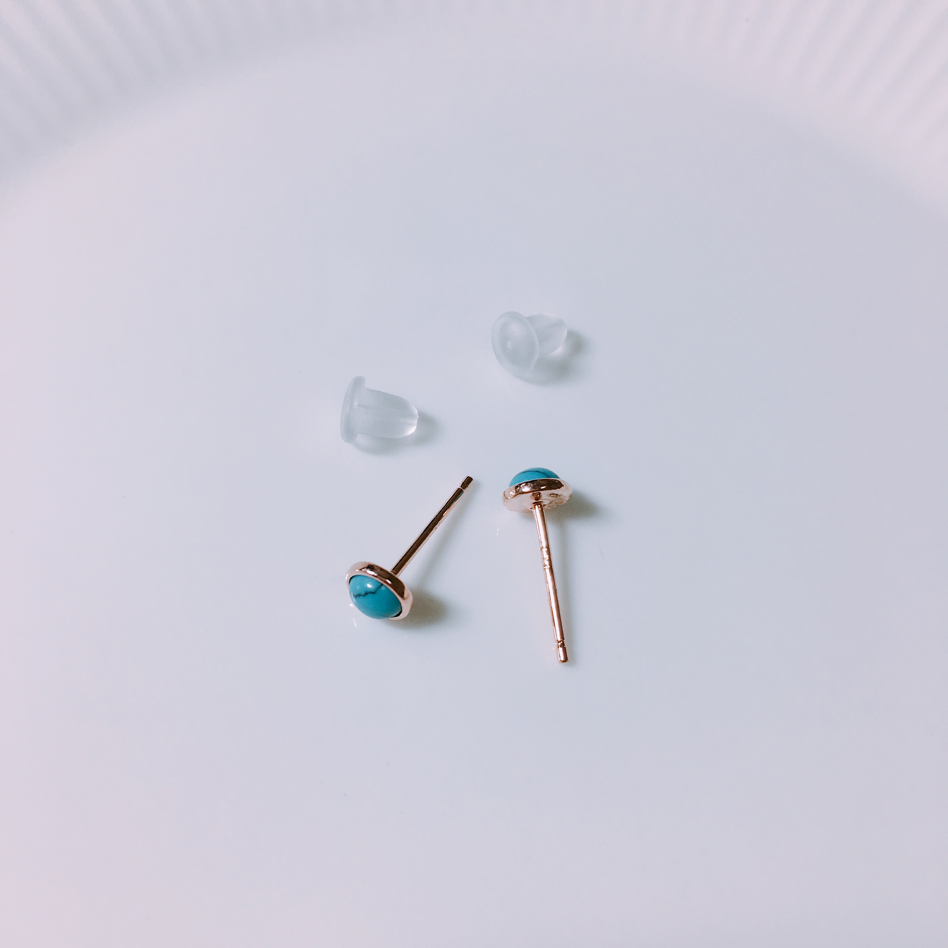 <b><p>Luce Turquoise silver earrings LKJ1174 attracti</p></b><b><p>ルーチェ ターコイズシルバーイヤリング LKJ1174 魅力的な ウンチム ゴクォル</p></b><br /><br /><p align='center'>