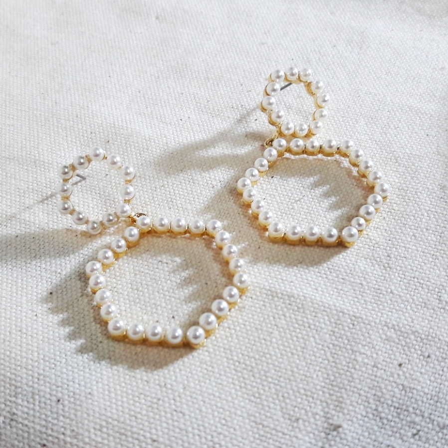 <b><p>Pearl Drop ring Date look Paisley Nice to</p></b><b><p>真珠 ドロップ イヤリング デートルック パチルク おしゃれ良い エッジのある 一つだけで説得力の</p></b><br /><br /><p align='center'>