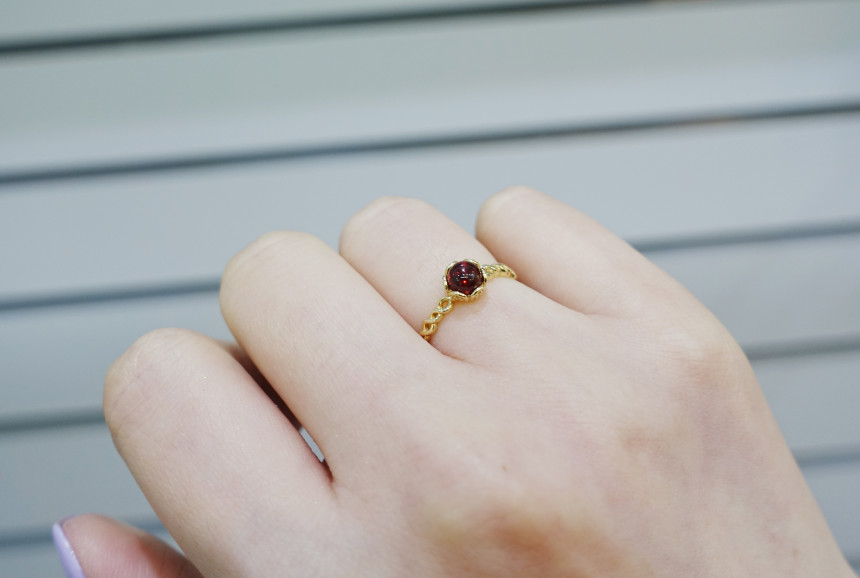 <b><p>Bihstone calyx natur Gart Tquoise Lap zuli</p></b><b><p>誕生石 がく 天然 ガーネット ターコイズ ラピスラジュルリ 原石 リング</p></b><br /><br /><p align='center'>