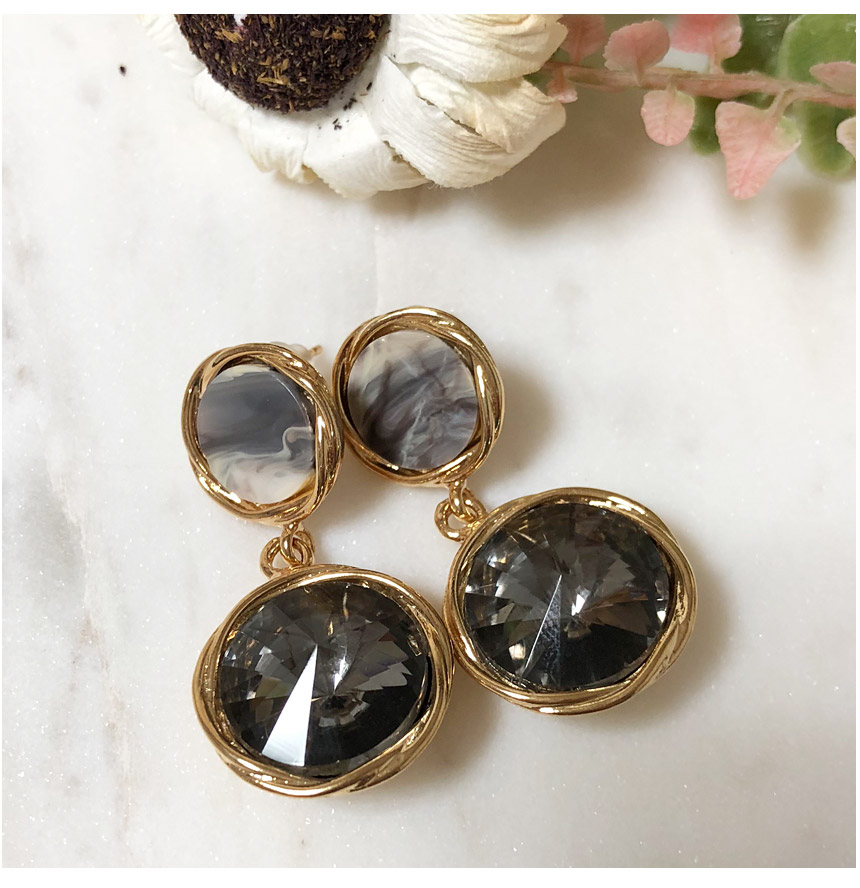 <b><p>Yanna Mourning stone Cubic Drop earr Simple</p></b><b><p>ヤンナ 無排 ストーン キュービック ドロップ イヤリング シンプルモダン アンティーク</p></b><br /><br /><p align='center'>