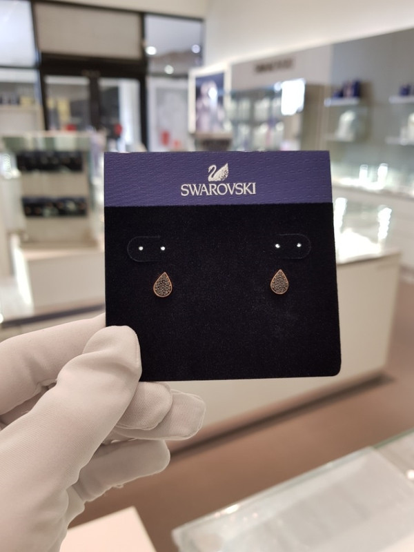 <b><p>Swarovski GINGER ON 5352236</p></b><b><p>スワロフスキー ショウガ PE 5352236</p></b><br /><br /><p align='center'>