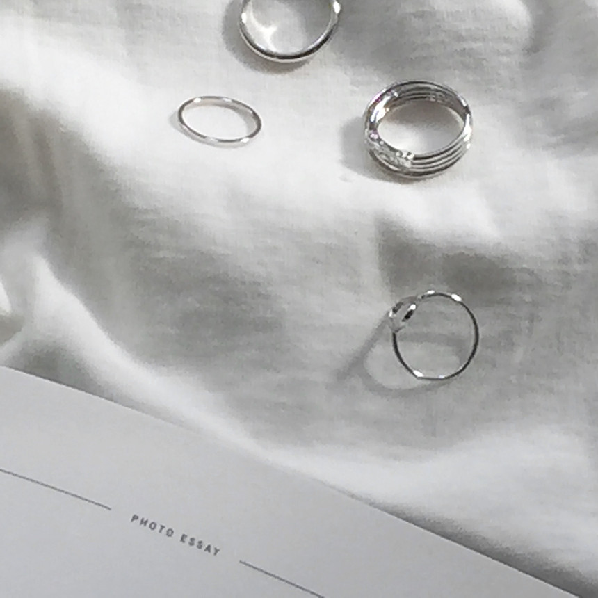 <b><p>Essay Ring set fashion Ler vtage daily Styli</p></b><b><p>エッセイ リングセット ファッション 重ね着 ヴィンテージ デイリー 洗練されたアイテム</p></b><br /><br /><p align='center'>