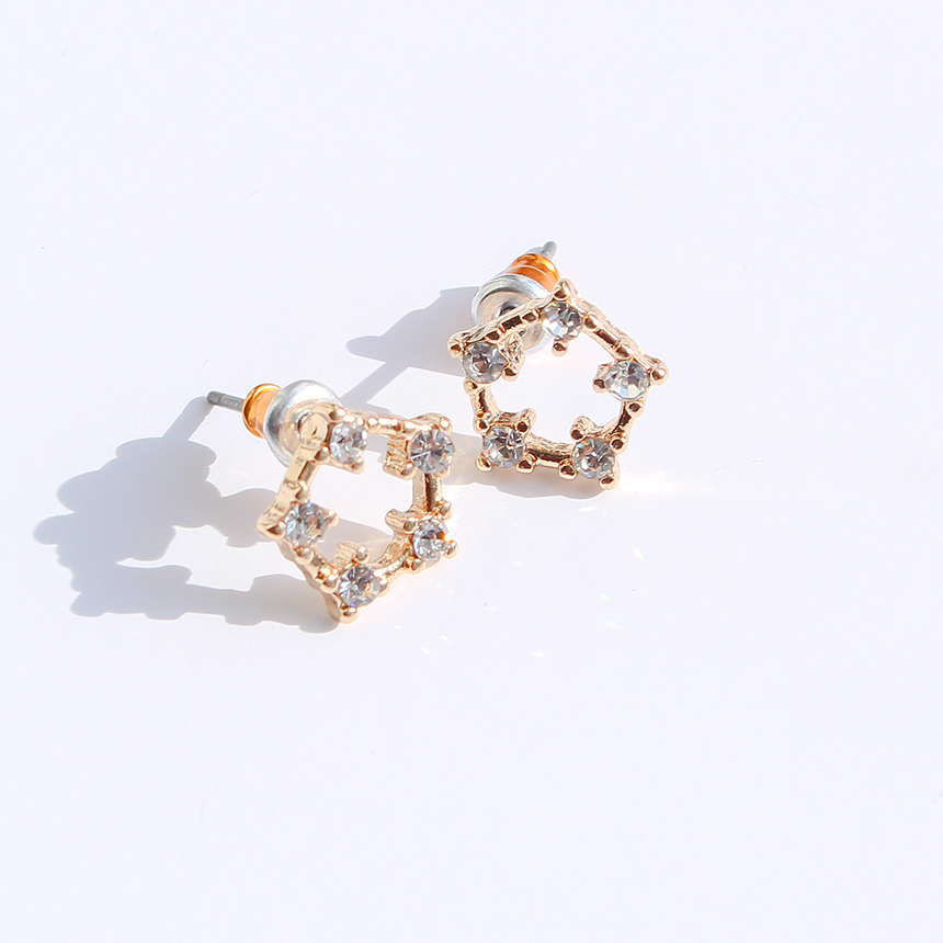 <b><p>Mourning titaum Constellaon 8 pieces set</p></b><b><p>無排 チタン 星座 8ピース セット イヤリング アレルギーのない 防止 シンプルな</p></b><br /><br /><p align='center'>