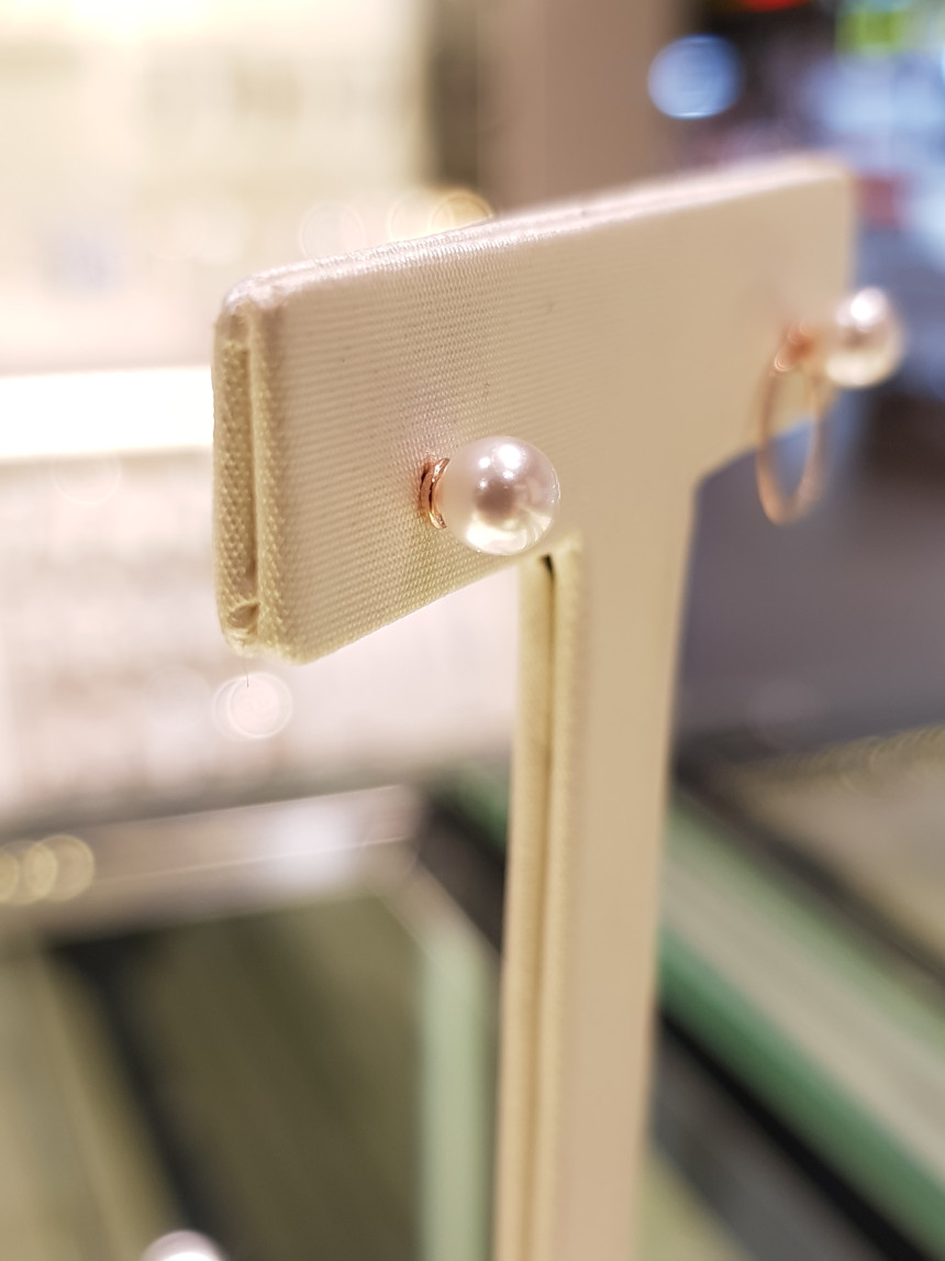 <b><p>Lloyd Pearl ring pendant 10K LPTG4074T</p></b><b><p>ロイド パールリング ペンダント 10KイヤLPTG4074T</p></b><br /><br /><p align='center'>