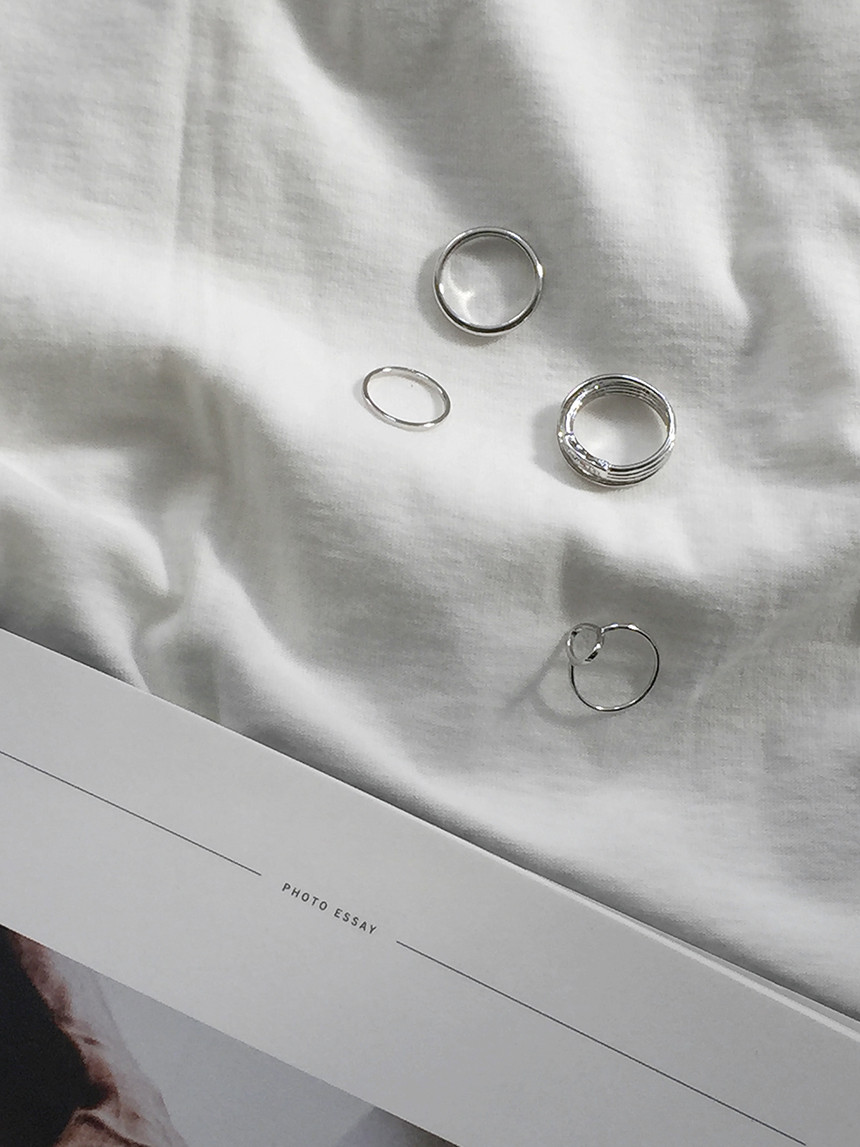 <b><p>Essay Ring set fashion Ler vtage daily Styli</p></b><b><p>エッセイ リングセット ファッション 重ね着 ヴィンテージ デイリー 洗練されたアイテム</p></b><br /><br /><p align='center'>