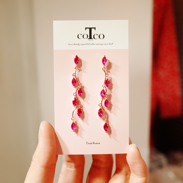 <b><p>Tulip Ruby cic Silver fing earr</p></b><b><p>チューリップ ルビーキビック ウンチム イヤリング</p></b><br /><br /><p align='center'>