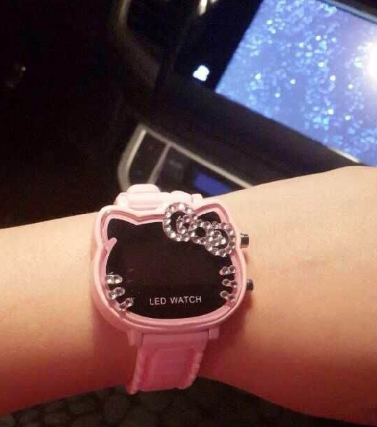 <b><p>child Girl clock Kitty Electronic 5 spies</p></b><b><p>児童 女の子 時計 キティ 電子 5種 キッズ キャラクター 子供 有ファッション</p></b><br /><br /><p align='center'>