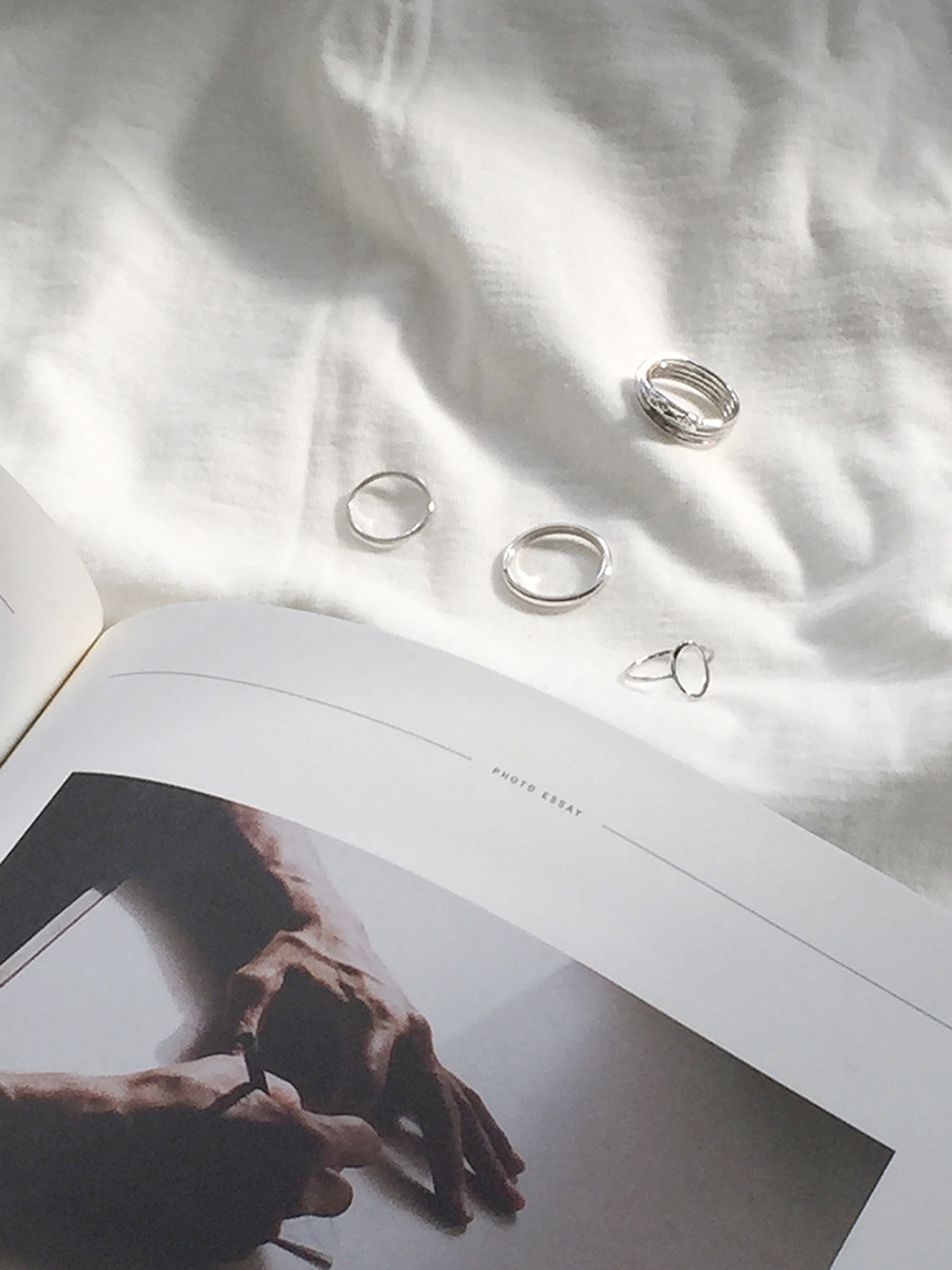 <b><p>Essay Ring set fashion Ler vtage daily Styli</p></b><b><p>エッセイ リングセット ファッション 重ね着 ヴィンテージ デイリー 洗練されたアイテム</p></b><br /><br /><p align='center'>