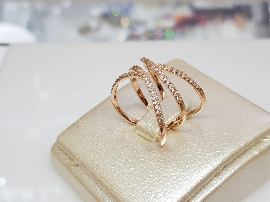 <b><p>Mirac wave ring 778 Stylish look Luxuous</p></b><b><p>ミラクル ウェーブ リング ri778 スタイリッシュルック 高級感 クラシパール</p></b><br /><br /><p align='center'>