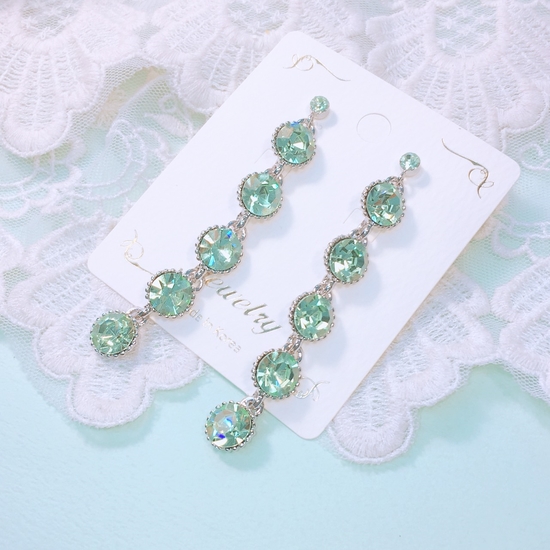 <b><p>Mint crystal Drop Earrgs Good po cycle Blg-blg</p></b><b><p>ミント クリスタル ドロップイヤリング ポイサイクル良い ケバケバした ユニークアクセサリー</p></b><br /><br /><p align='center'>
