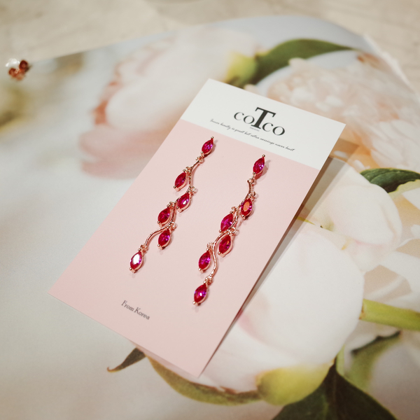 <b><p>Tulip Ruby cic Silver fing earr</p></b><b><p>チューリップ ルビーキビック ウンチム イヤリング</p></b><br /><br /><p align='center'>