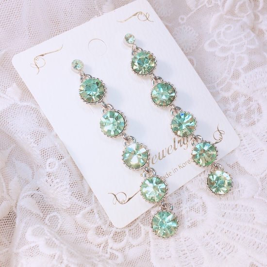 <b><p>Mint crystal Drop Earrgs Good po cycle Blg-blg</p></b><b><p>ミント クリスタル ドロップイヤリング ポイサイクル良い ケバケバした ユニークアクセサリー</p></b><br /><br /><p align='center'>
