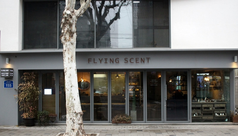 <b><p>small square leather fee wrist clock 3cor</p></b><b><p>小さな 正方形 レザー 女性 手首 時計 3色 ファッション 薄い</p></b><br /><br /><p align='center'>