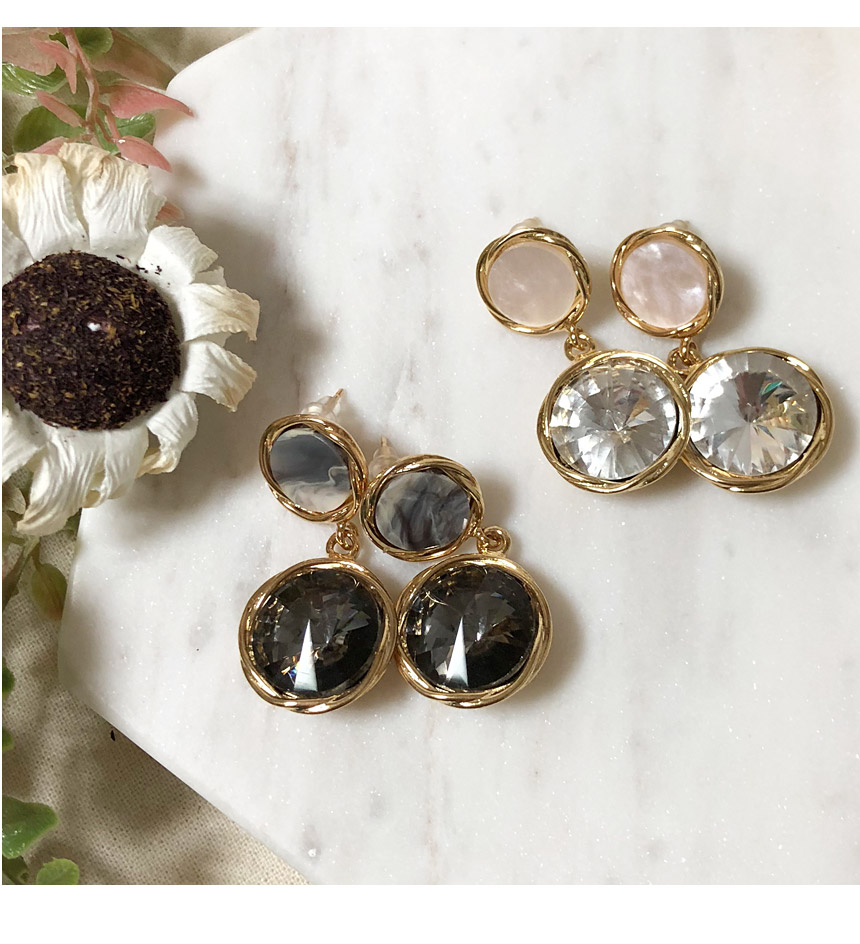 <b><p>Yanna Mourning stone Cubic Drop earr Simple</p></b><b><p>ヤンナ 無排 ストーン キュービック ドロップ イヤリング シンプルモダン アンティーク</p></b><br /><br /><p align='center'>