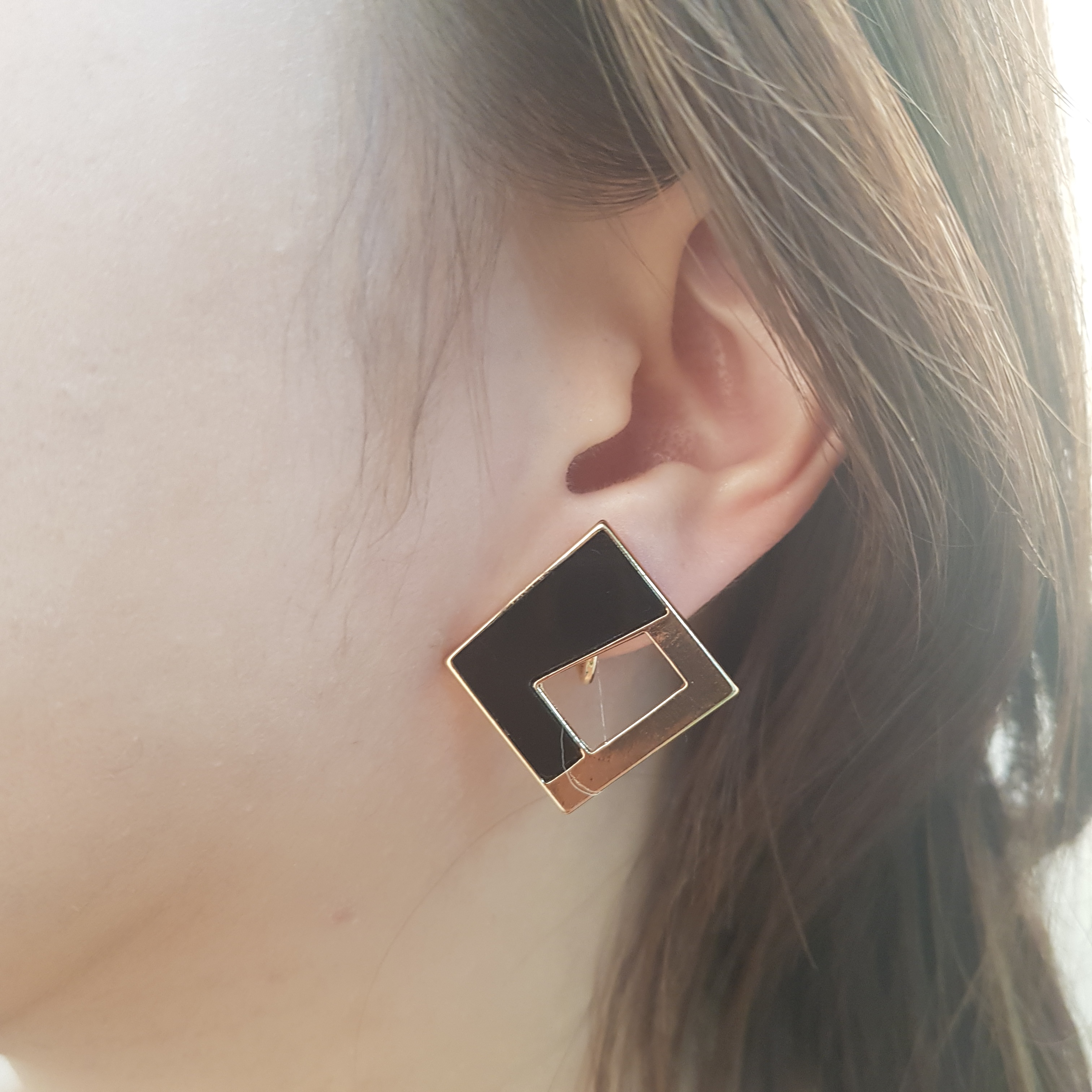 <b><p>square acryl ering Clean ste Modn Rish Eag</p></b><b><p>スクエア アクリル グィチ イヤリング すっきりとしたスタイル モダンな リッシュな</p></b><br /><br /><p align='center'>