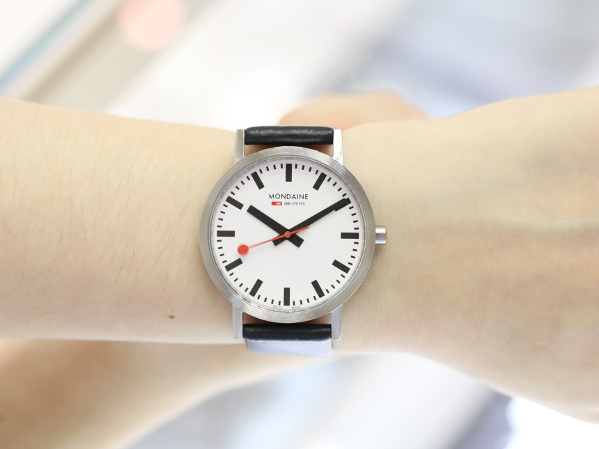 <b><p>Mondaine OFFICIAL SWISS RAILWAYS Women's</p></b><b><p>モンデイン 公式 スイス 鉄道 レディース時計 A660.30314.16SBB</p></b><br /><br /><p align='center'>