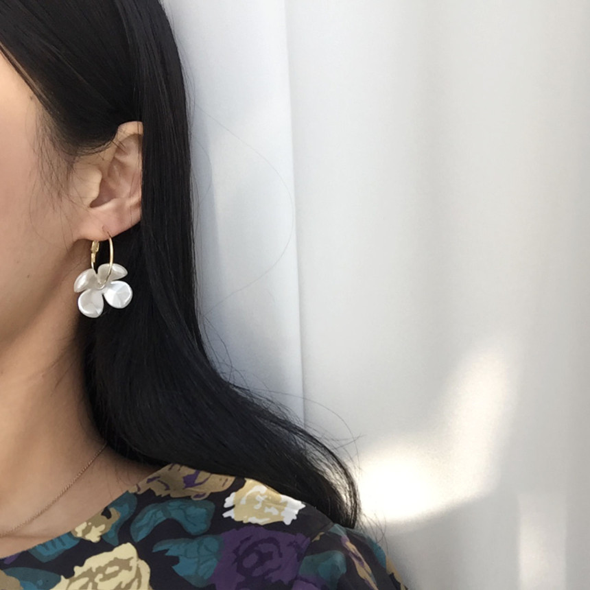 <b><p>Bin flip Nickel-free Flower Rg earrgs 20</p></b><b><p>空プリマス 無ニッケル 花 リングピアス 20貸し出し アクセサリー通販 フラワー</p></b><br /><br /><p align='center'>