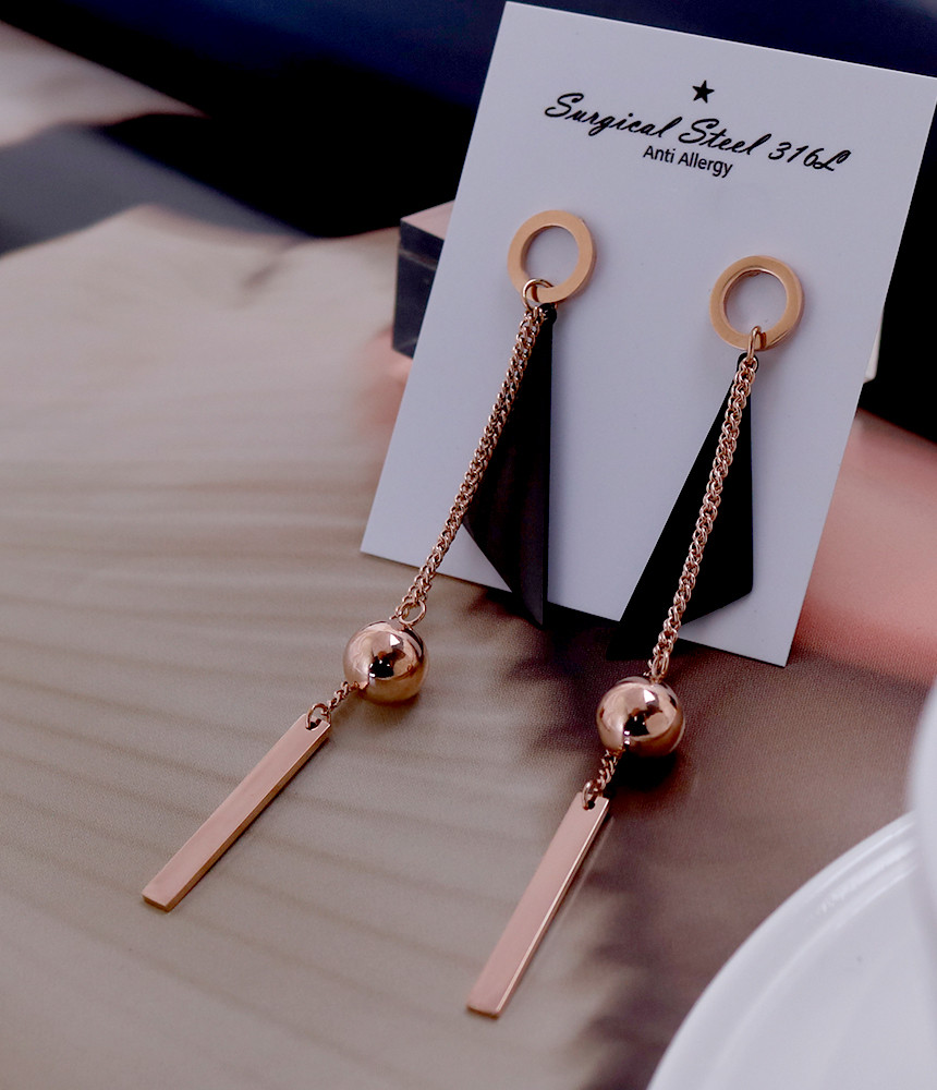 <b><p>Haan Surge Steel earring titium staless Simp</p></b><b><p>しオンドゥ 書かれているカールスチール イヤリング チタン ステンレス シンプルな</p></b><br /><br /><p align='center'>