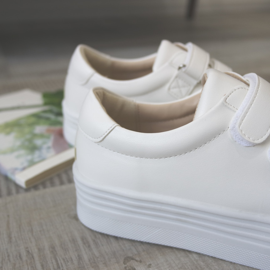 <b><p>Korean Pitching Velcro Height The Snkers</p></b><b><p>韓国語 ピッチング ベルクロ 身長 厚底 スニーカー 女性 スリーた プラットフォームシューズ</p></b><br /><br /><p align='center'>