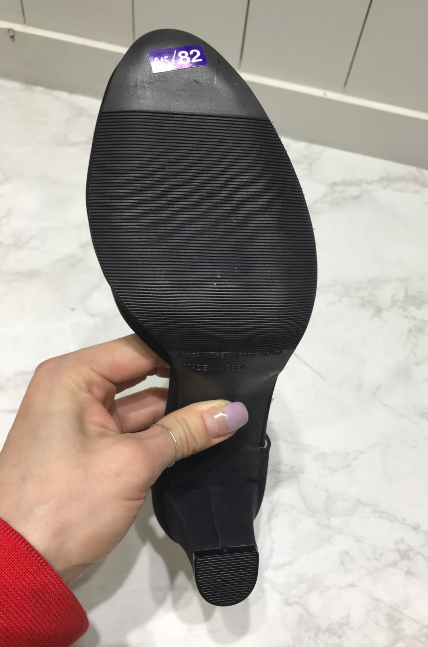 <b><p>wave Go Middle heel Strap pump Korean Colge</p></b><b><p>波 行って見れ ミドルヒール ストラップ パンプス 韓国語 大学生デイリック 女性カジュア</p></b><br /><br /><p align='center'>