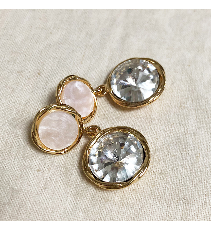 <b><p>Yanna Mourning stone Cubic Drop earr Simple</p></b><b><p>ヤンナ 無排 ストーン キュービック ドロップ イヤリング シンプルモダン アンティーク</p></b><br /><br /><p align='center'>