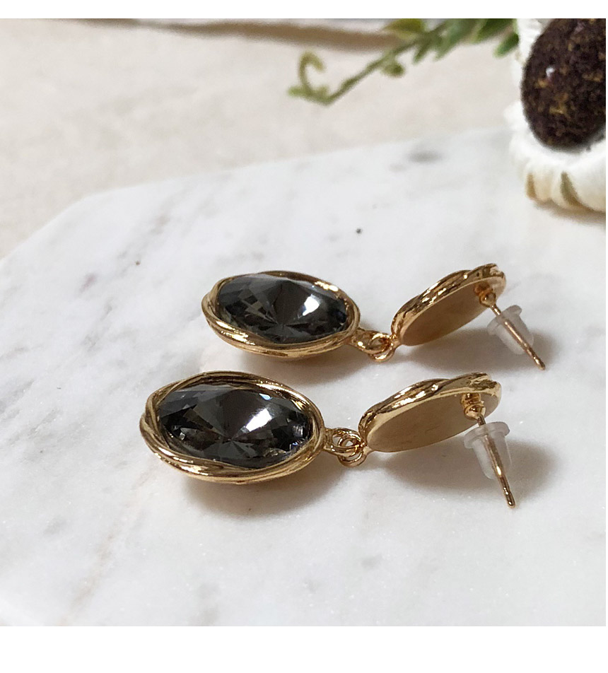 <b><p>Yanna Mourning stone Cubic Drop earr Simple</p></b><b><p>ヤンナ 無排 ストーン キュービック ドロップ イヤリング シンプルモダン アンティーク</p></b><br /><br /><p align='center'>