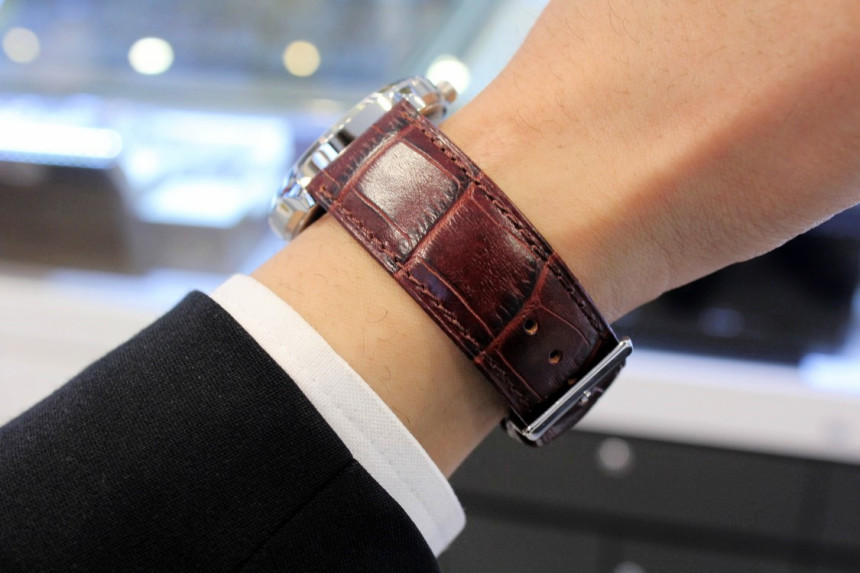 <b><p>Gustuts GUESS Men's dress line CAMDEN</p></b><b><p>がシュトゥッズ 推測 メンズ ドレス ライン CAMDEN ブラウン 革バンドの腕時計</p></b><br /><br /><p align='center'>