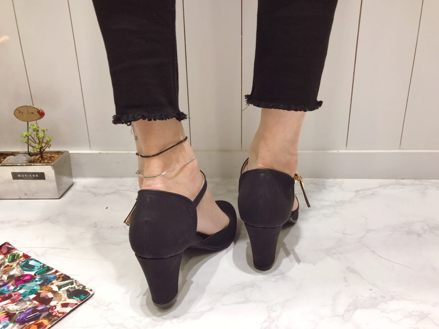 <b><p>wave Go Middle heel Strap pump Korean Colge</p></b><b><p>波 行って見れ ミドルヒール ストラップ パンプス 韓国語 大学生デイリック 女性カジュア</p></b><br /><br /><p align='center'>