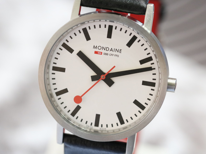 <b><p>Mondaine OFFICIAL SWISS RAILWAYS Women's</p></b><b><p>モンデイン 公式 スイス 鉄道 レディース時計 A660.30314.16SBB</p></b><br /><br /><p align='center'>