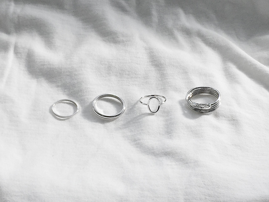 <b><p>Essay Ring set fashion Ler vtage daily Styli</p></b><b><p>エッセイ リングセット ファッション 重ね着 ヴィンテージ デイリー 洗練されたアイテム</p></b><br /><br /><p align='center'>