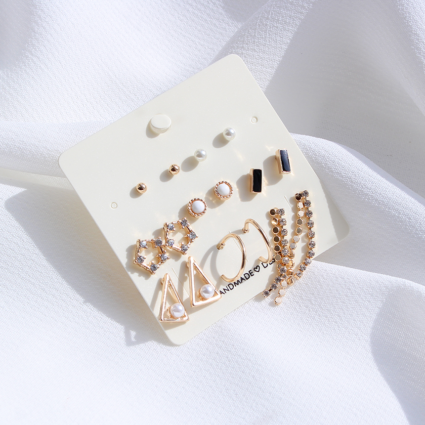 <b><p>Mourning titaum Constellaon 8 pieces set</p></b><b><p>無排 チタン 星座 8ピース セット イヤリング アレルギーのない 防止 シンプルな</p></b><br /><br /><p align='center'>