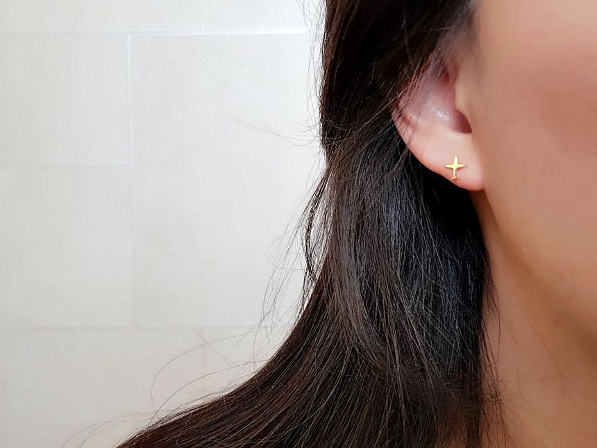 <b><p>flower Dp Silv fing Cubic earr set Spr Statue</p></b><b><p>フラワー ドロップ ウンチム キュービック イヤリング セット 春身上ワンピース</p></b><br /><br /><p align='center'>