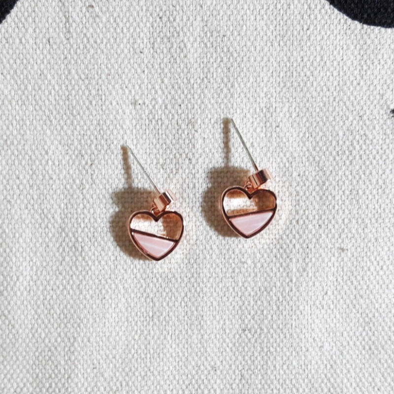 <b><p>Minal Figure Drop earrg Date look Paisley</p></b><b><p>ミニマル 図形 ドロップ イヤリング デートルック パチルク おしゃれ良い エッジのある</p></b><br /><br /><p align='center'>