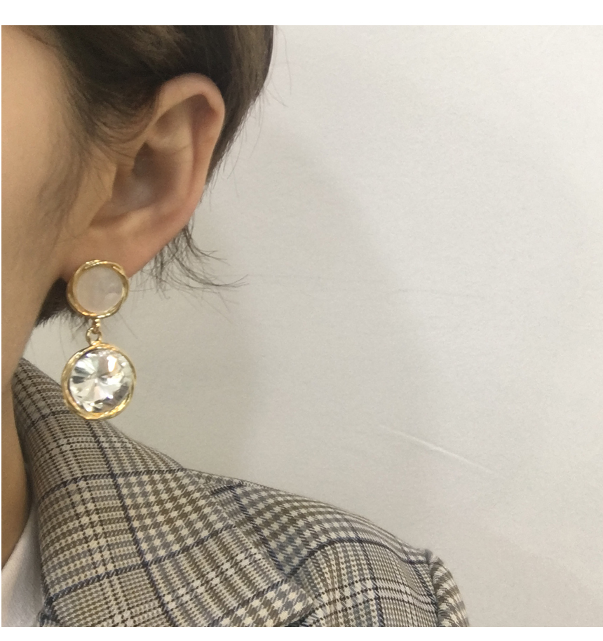 <b><p>Yanna Mourning stone Cubic Drop earr Simple</p></b><b><p>ヤンナ 無排 ストーン キュービック ドロップ イヤリング シンプルモダン アンティーク</p></b><br /><br /><p align='center'>