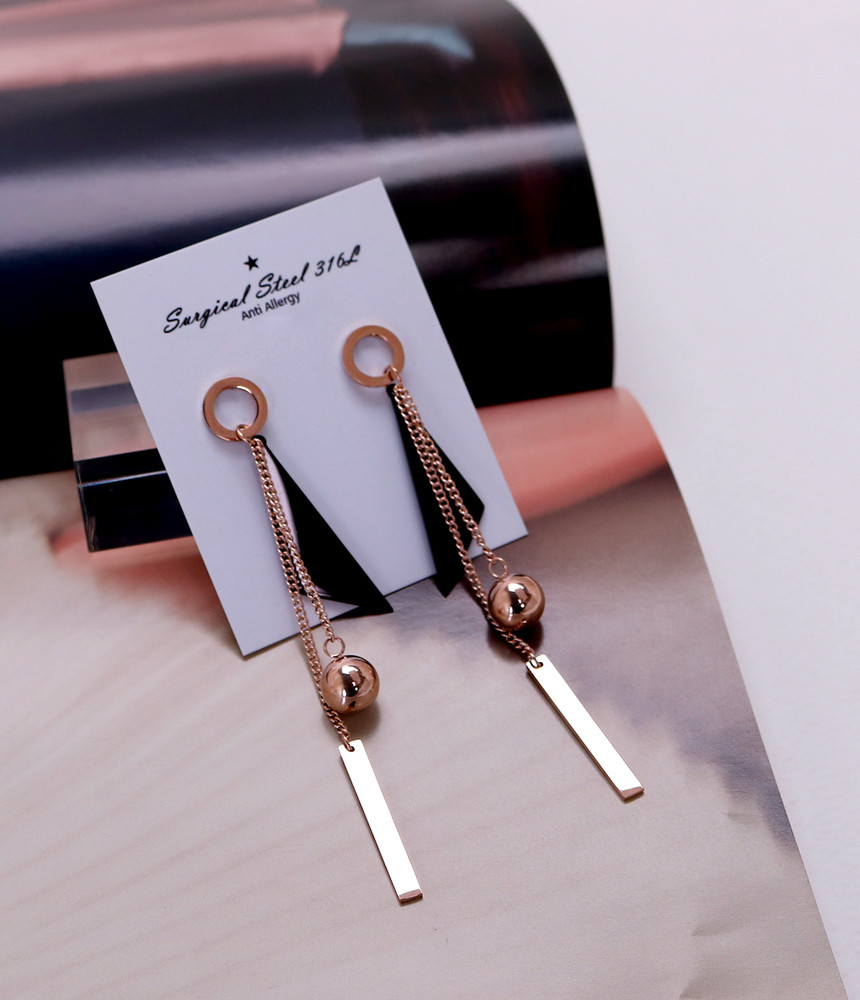 <b><p>Haan Surge Steel earring titium staless Simp</p></b><b><p>しオンドゥ 書かれているカールスチール イヤリング チタン ステンレス シンプルな</p></b><br /><br /><p align='center'>