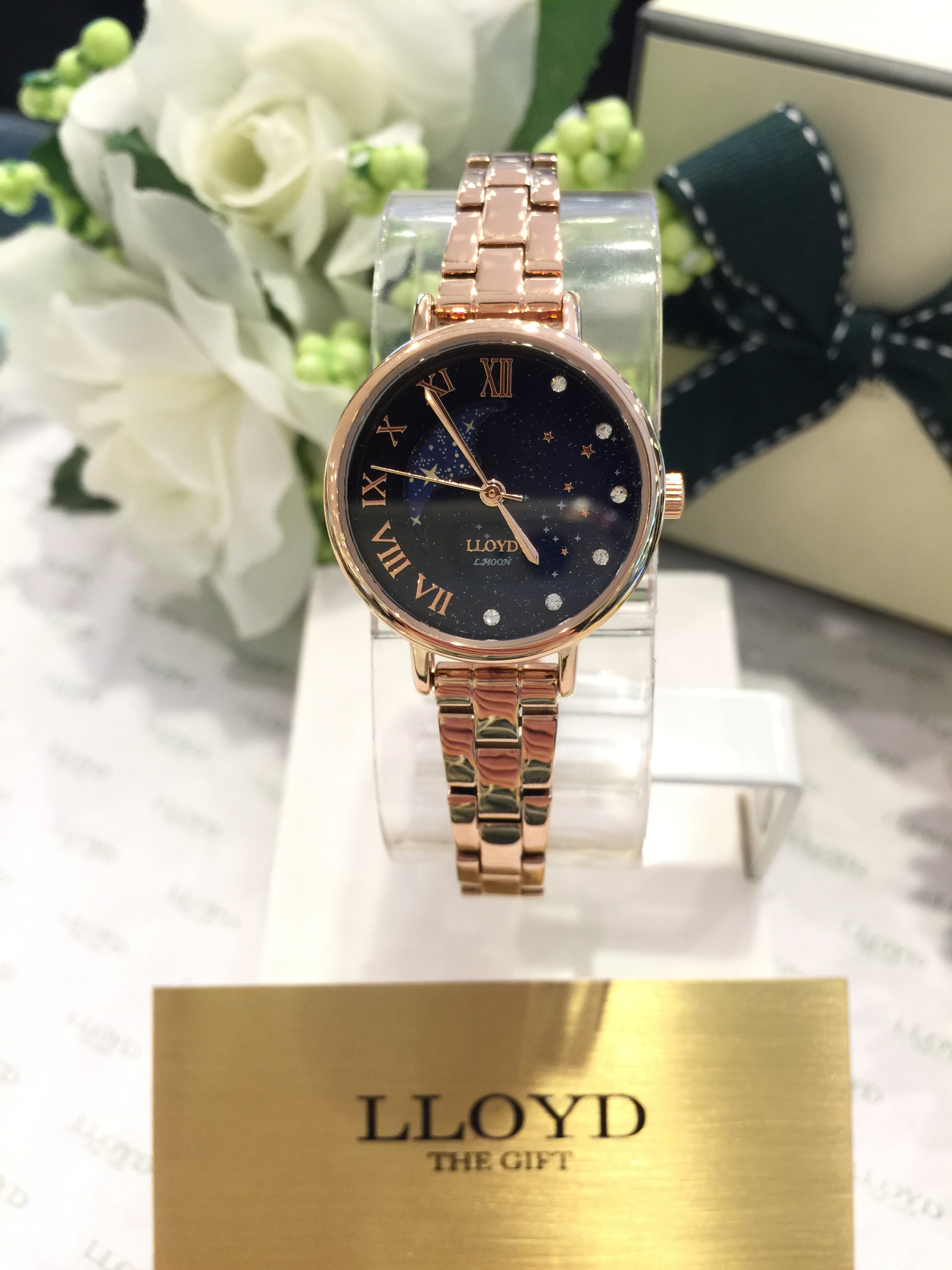 <b><p>Lloyd Sun Moon Gate female met cck LL2G18361CSS</p></b><b><p>ロイド ソンエンドア 女性 メタル 時計 LL2G18361CSS CGG 30代</p></b><br /><br /><p align='center'>