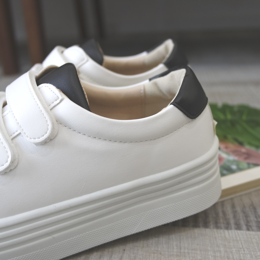 <b><p>Korean Pitching Velcro Height The Snkers</p></b><b><p>韓国語 ピッチング ベルクロ 身長 厚底 スニーカー 女性 スリーた プラットフォームシューズ</p></b><br /><br /><p align='center'>