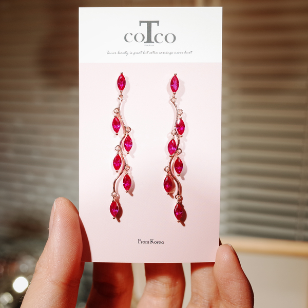 <b><p>Tulip Ruby cic Silver fing earr</p></b><b><p>チューリップ ルビーキビック ウンチム イヤリング</p></b><br /><br /><p align='center'>