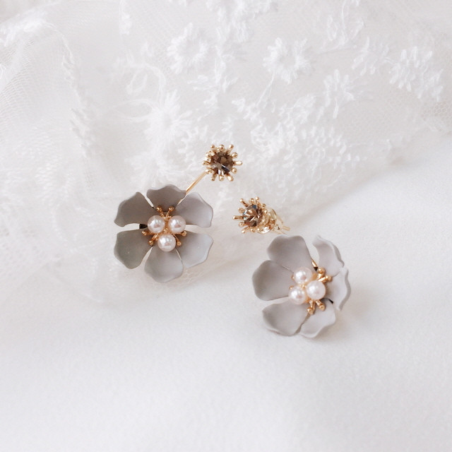 <b><p>Blooming fwer earr Cubic Two way Drop 4 cor</p></b><b><p>ブルーミング フラワー イヤリ キュービック ツーウェイ ドロップ 4 色 アンティーク</p></b><br /><br /><p align='center'>