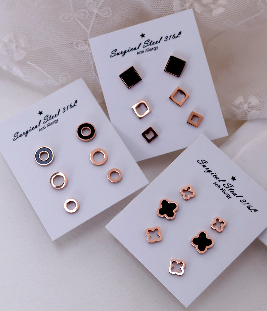 <b><p>Black Clover 6 pieces Surge Steel earring</p></b><b><p>ブラッククローバー6ピース 書かれているカールスチール イヤリング チタン ステンレス</p></b><br /><br /><p align='center'>