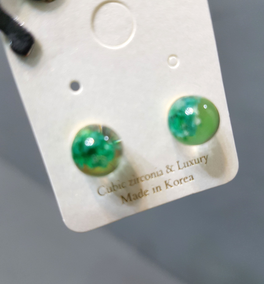 <b><p>Freshwater pearl ball rings limid-edition</p></b><b><p>生花カスミソウボールピアス 限定版 ロマンチックパープル 豪華な おませ ゲストのファッション</p></b><br /><br /><p align='center'>