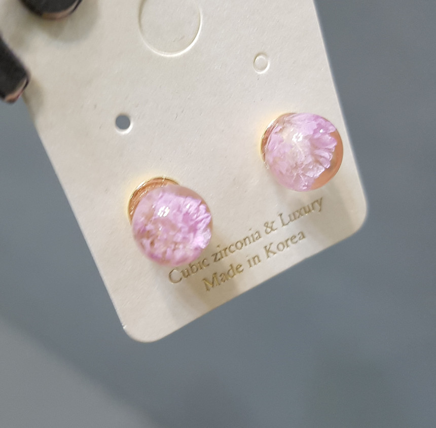 <b><p>Freshwater pearl ball rings limid-edition</p></b><b><p>生花カスミソウボールピアス 限定版 ロマンチックパープル 豪華な おませ ゲストのファッション</p></b><br /><br /><p align='center'>