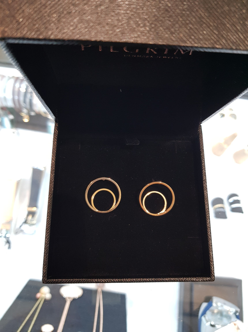 <b><p>Pilgrim ng ear 61181x063</p></b><b><p>ピルグリム リング イヤ 61181x063</p></b><br /><br /><p align='center'>