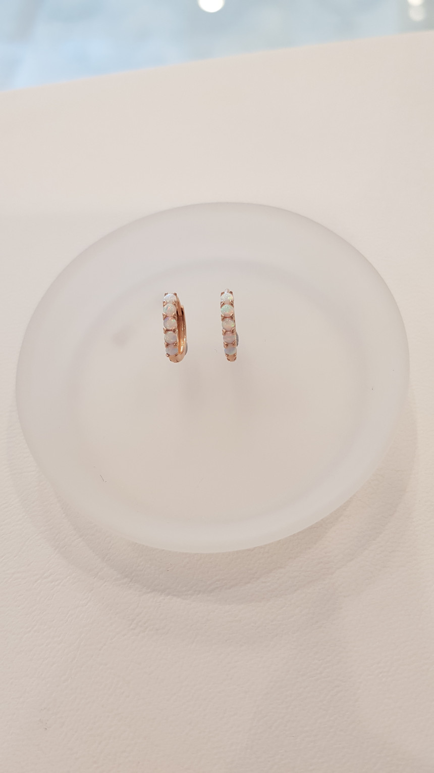 <b><p>Musel 14k Opal One-Touch Earrings DGKE-M343</p></b><b><p>ミュジェル 14kオパールワンタッチピアス DGKE-M343 誕生石 10月に</p></b><br /><br /><p align='center'>