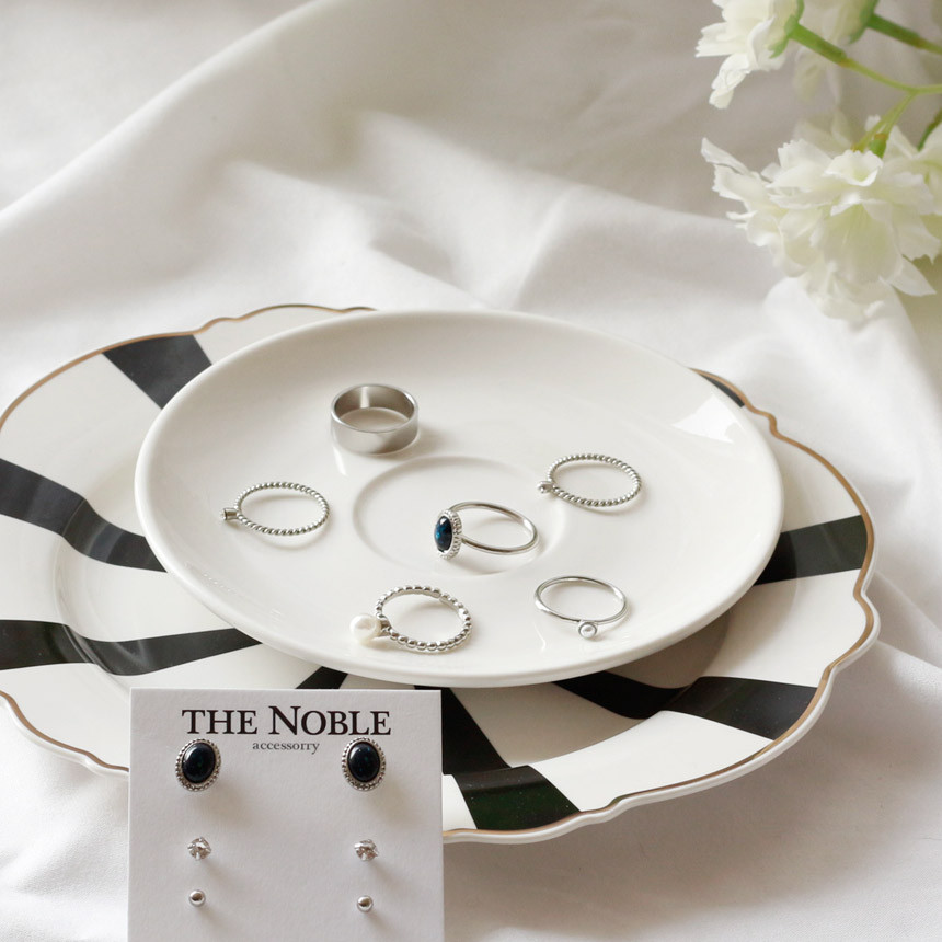 <b><p>Evry ring set Feme otional mood Unique Its</p></b><b><p>エブリ リング セット フェミニンな感性ムード ユニークなアイテム 20代の女性</p></b><br /><br /><p align='center'>