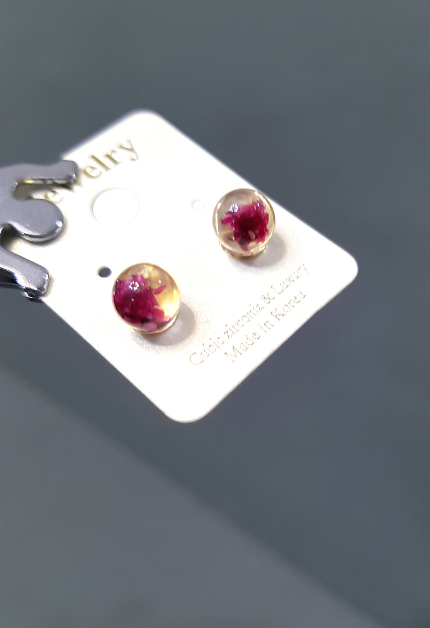 <b><p>Freshwater pearl ball rings limid-edition</p></b><b><p>生花カスミソウボールピアス 限定版 ロマンチックパープル 豪華な おませ ゲストのファッション</p></b><br /><br /><p align='center'>